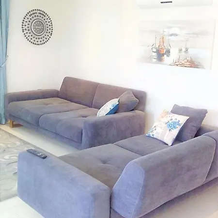Daire Beautiful In Gated Hill Community *