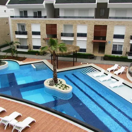 Beautiful In Gated Hill Community *